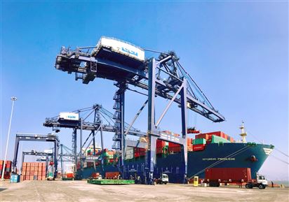 Khai thác container/ Container operation